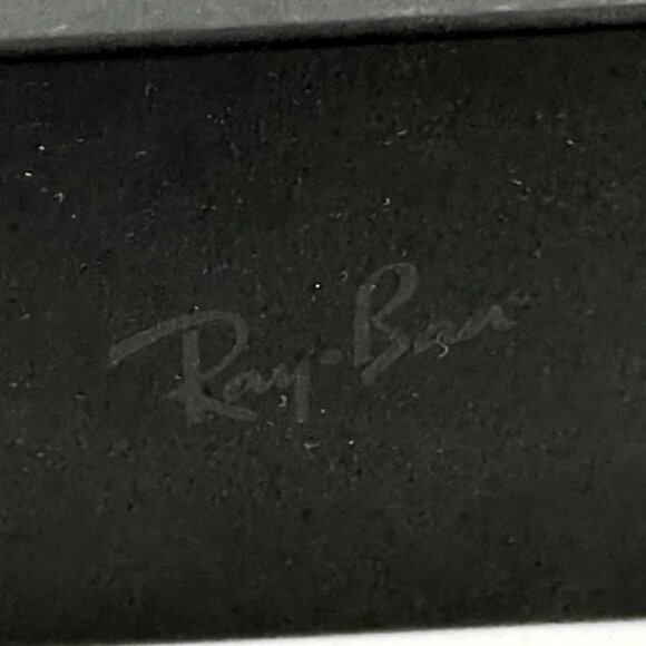 Ray Ban Black Gift Box With Cleaning Clothe - Picture 2 of 10
